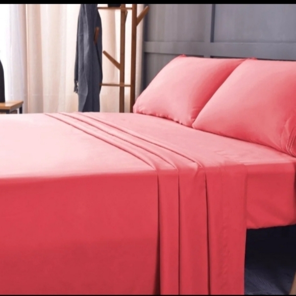 Cool Bamboo Sheet Set - Queen size - Coral - Picture 2 of 11